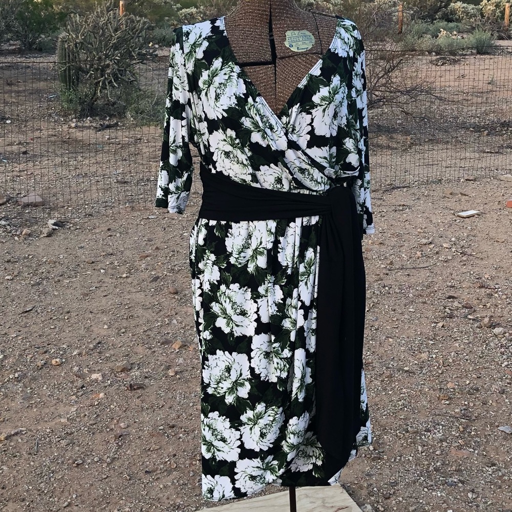 Hott Summer Nights Kiyonna Dress